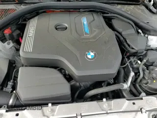 2023 BMW 3 Series 330e xDrive с VIN 3MW39FS0XP8D10785, выставлен на аукционе Copart как лот 86779125 с пробегом 24 083 миль миль и Списание • Salvage title. История ставок и продаж доступна на DreamBid. Изображение 13.