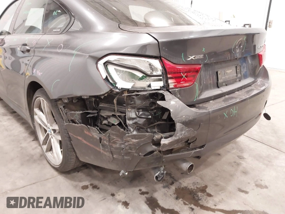 2018 BMW 4 Series 430i xDrive with VIN WBA4J3C52JBG95207, listed as a IAAI auction lot 41509392 with 68,193 mi miles and . Bid and sale history available at DreamBid. Image 6.