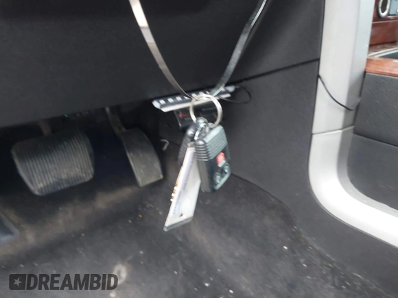 2009 Ford F-150 XL с VIN 1FTPW14V39FB02718, выставлен на аукционе IAAI как лот 42353716 с пробегом 203 739 миль миль и . История ставок и продаж доступна на DreamBid. Изображение 11.