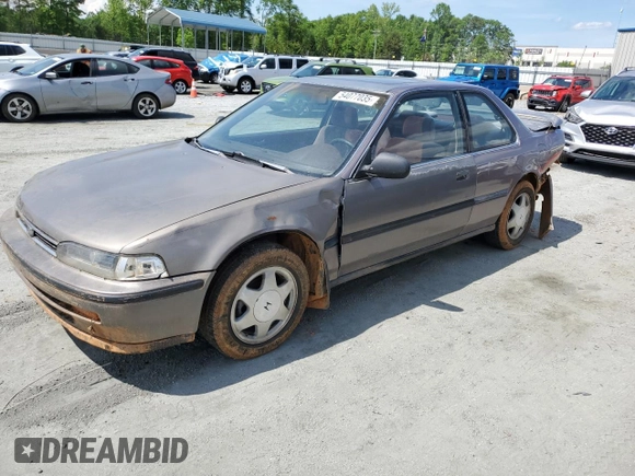 1992 Honda Accord z VIN 1HGCB7277NA019206, wystawiony jako Copart lot #54077035 z przebiegiem 227 766 mil mil oraz Szkoda całkowita • Salvage title. Historia ofert i sprzedaży dostępna na DreamBid. Obrazek 1.