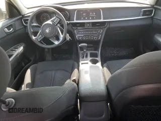 2019 Kia Optima LX z VIN 5XXGT4L31KG329150, wystawiony jako Copart lot #59225935 z przebiegiem 58 253 mil mil oraz Szkoda całkowita • Salvage title. Historia ofert i sprzedaży dostępna na DreamBid. Obrazek 8.