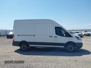 2015 Ford Transit z VIN 1FTNR2XM3FKB08495, wystawiony jako IAAI lot #42552135 z przebiegiem 235 461 mil mil oraz . Historia ofert i sprzedaży dostępna na DreamBid. Obrazek 13.