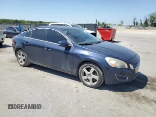 2013 Volvo S60 T5 Premier with VIN YV1612FS5D2208052, listed as a Copart auction lot 52948905 with 113,263 mi miles and Clean Title. Bid and sale history available at carsss.com. Image 4.
