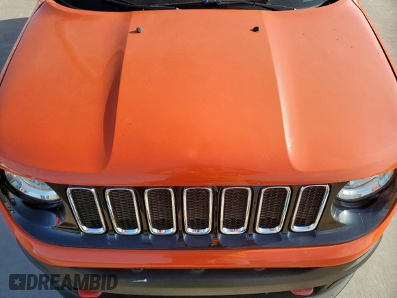 2015 Jeep Renegade Trailhawk z VIN ZACCJBCT8FPC23014, wystawiony jako Copart lot #60025465 z przebiegiem 46 645 mil mil oraz Czysty tytuł • Clean title. Historia ofert i sprzedaży dostępna na DreamBid. Obrazek 12.