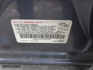 2007 Mitsubishi Outlander ES with VIN JA4MS31X37Z012460, listed as a IAAI auction lot 41369777 with 174,722 mi miles. Bid and sale history available at carsss.com. Image 9.