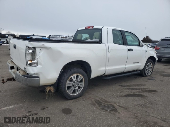 2009 Toyota Tundra z VIN 5TFBT54189X015186, wystawiony jako Copart lot #88689195 z przebiegiem Nie podano mil oraz Szkody całkowita. Historia ofert i sprzedaży dostępna na DreamBid. Obrazek 3.