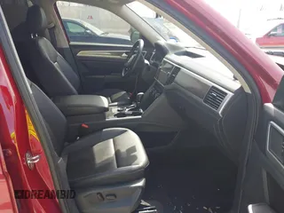 2018 Volkswagen Atlas SEL with VIN 1V2RR2CAXJC589120, listed as a IAAI auction lot 41775608 with 101,170 mi miles and . Bid and sale history available at DreamBid. Image 5.