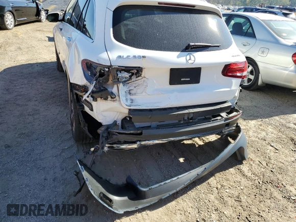 2017 Mercedes-Benz GLC with VIN WDC0G4KB0HF162988, listed as a Copart auction lot 64227402 with 76,511 mi miles. Bid and sale history available at carsss.com. Image 9.