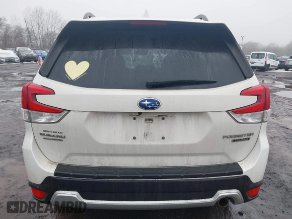 2019 Subaru Forester Touring with VIN JF2SKAWC3KH555900, listed as a IAAI auction lot 41558281 with 138,351 mi miles. Bid and sale history available at carsss.com. Image 16.