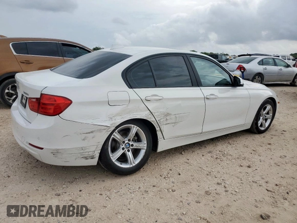 2015 BMW 3 Series 328i with VIN WBA3A5G51FNS89780, listed as a Copart auction lot 59128835 with 118,836 mi miles and Salvage title. Bid and sale history available at DreamBid. Image 3.