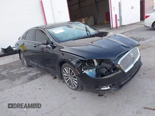 2020 Lincoln MKZ Standard with VIN 3LN6L5A98LR605699, listed as a IAAI auction lot 42365766 with 21,643 mi miles and . Bid and sale history available at DreamBid. Image 1.