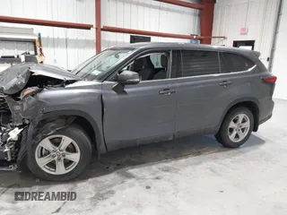2020 Toyota Highlander LE with VIN 5TDBZRBH3LS038023, listed as a IAAI auction lot 41832407 with 48,213 mi miles and . Bid and sale history available at DreamBid. Image 14.