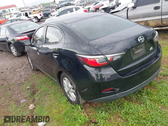 2016 Scion iA with VIN 3MYDLBZV6GY113214, listed as a IAAI auction lot 42113255 with 182,175 mi miles. Bid and sale history available at carsss.com. Image 3.