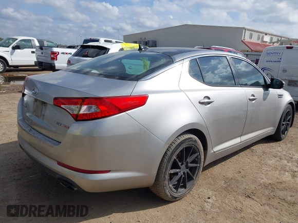2012 Kia Optima EX with VIN 5XXGN4A6XCG071476, listed as a IAAI auction lot 41508819 with 176,487 mi miles and . Bid and sale history available at carsss.com. Image 4.