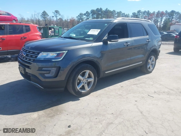 2017 Ford Explorer XLT with VIN 1FM5K8DH8HGE34115, listed as a IAAI auction lot 41890708 with 56,511 mi miles. Bid and sale history available at carsss.com. Image 17.