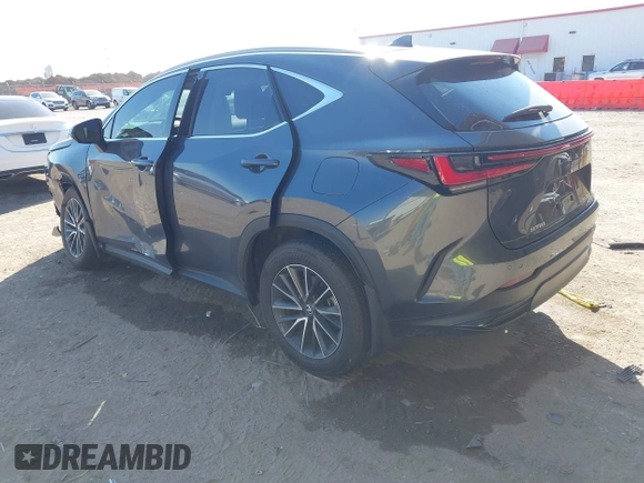 2024 Lexus NX 350h Premium z VIN 2T2GKCEZ4RC023717, wystawiony jako IAAI lot #41667789 z przebiegiem Nie podano mil oraz . Historia ofert i sprzedaży dostępna na DreamBid. Obrazek 3.