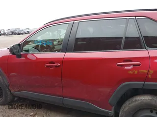 2019 Toyota RAV4 LE with VIN JTMH1RFV2KJ005625, listed as a IAAI auction lot 42187600 with 131,215 mi miles and . Bid and sale history available at DreamBid. Image 14.