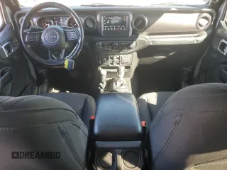 2019 Jeep Wrangler Unlimited Sport with VIN 1C4HJXDG8KW632213, listed as a Copart auction lot 42623815 with 121,014 mi miles and Salvage title. Bid and sale history available at DreamBid. Image 8.