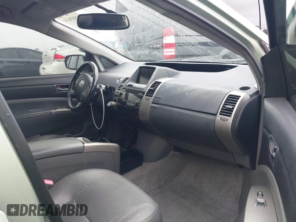 2006 Toyota Prius with VIN JTDKB20U363130444, listed as a IAAI auction lot 41507639 with 141,151 mi miles. Bid and sale history available at carsss.com. Image 5.