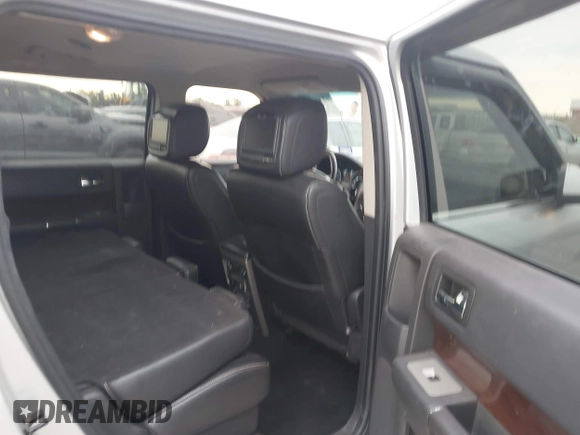 2011 Ford Flex SEL z VIN 2FMGK5CCXBBD24775, wystawiony jako IAAI lot #42184649 z przebiegiem 224 106 mil mil oraz . Historia ofert i sprzedaży dostępna na DreamBid. Obrazek 8.