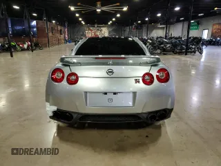 2009 Nissan GT-R Premium с VIN JN1AR54F89M252013, выставлен на аукционе Copart как лот 70656764 с пробегом 66 085 миль миль и Списание • Salvage title. История ставок и продаж доступна на DreamBid. Изображение 4.