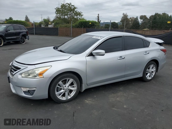 2015 Nissan Altima SV with VIN 1N4AL3AP8FC210755, listed as a Copart auction lot 54683675 with 130,640 mi miles and Salvage Title. Bid and sale history available at DreamBid. Image 1.
