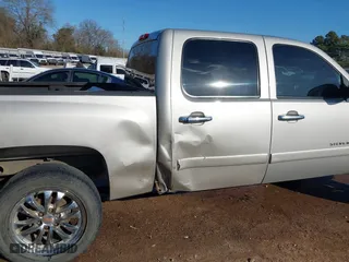 2007 Chevrolet Silverado 1500 LTZ with VIN 2GCEC13J171682554, listed as a IAAI auction lot 41307868 with 241,332 mi miles. Bid and sale history available at carsss.com. Image 6.