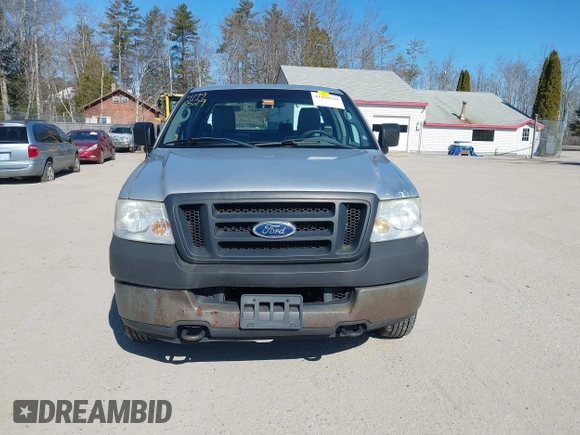 2005 Ford F-150 STX with VIN 1FTRX14W75FB45211, listed as a IAAI auction lot 41998529 with 325,970 mi miles. Bid and sale history available at carsss.com. Image 13.
