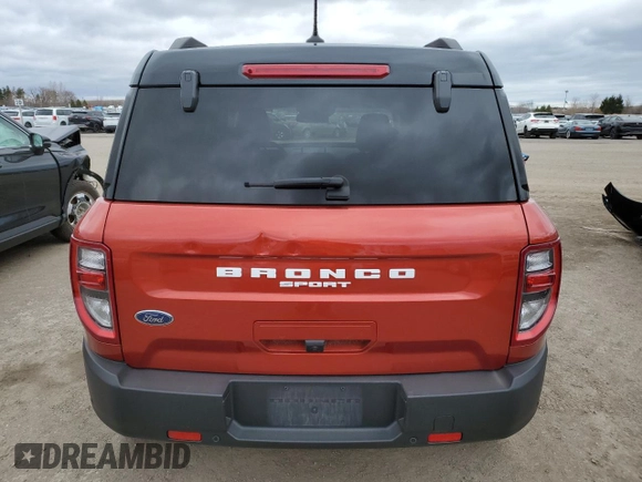 2023 Ford Bronco Sport Outer Banks z VIN 3FMCR9C68PRD33978, wystawiony jako Copart lot #51992395 z przebiegiem 37 133 mil mil oraz Czysty tytuł • Clean title. Historia ofert i sprzedaży dostępna na DreamBid. Obrazek 6.