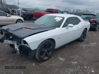 2017 Dodge Challenger R/T Plus z VIN 2C3CDZBT4HH604627, wystawiony jako IAAI lot #41500886 z przebiegiem 54 058 mil mil oraz . Historia ofert i sprzedaży dostępna na DreamBid. Obrazek 17.