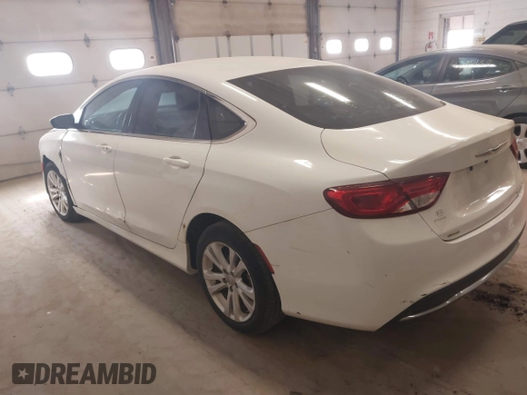2015 Chrysler 200 Limited with VIN 1C3CCCAB2FN578266, listed as a IAAI auction lot 42113716 with 152,360 mi miles. Bid and sale history available at carsss.com. Image 3.