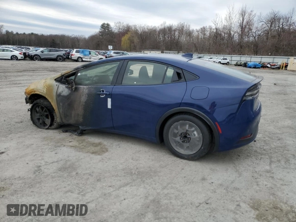 2025 Toyota Prius Plug-In Hybrid SE z VIN JTDACACU8S3040893, wystawiony jako Copart lot #52588625 z przebiegiem Nie podano mil oraz Szkoda całkowita • Salvage title. Historia ofert i sprzedaży dostępna na DreamBid. Obrazek 2.