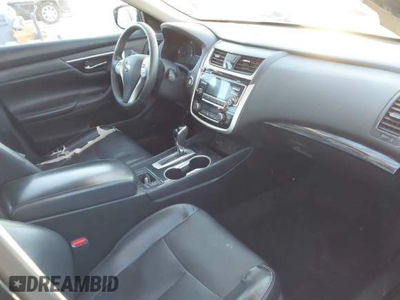 2018 Nissan Altima SR with VIN 1N4AL3AP7JC129741, listed as a IAAI auction lot 40923554 with 161,218 mi miles and . Bid and sale history available at carsss.com. Image 5.