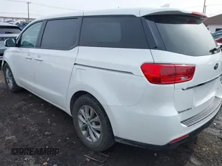 2021 Kia Sedona LX with VIN KNDMB5C13M6668648, listed as a IAAI auction lot 41785324 with 52,301 mi miles. Bid and sale history available at carsss.com. Image 3.
