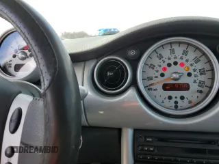2002 MINI Hardtop with VIN WMWRC334X2TC38342, listed as a Copart auction lot 45706475 with 107,735 mi miles and Salvage Title. Bid and sale history available at DreamBid. Image 9.
