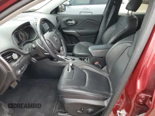 2021 Jeep Cherokee Latitude Lux z VIN 1C4PJMMX8MD166792, wystawiony jako Copart lot #62931925 z przebiegiem 21 669 mil mil oraz Szkoda całkowita • Salvage title. Historia ofert i sprzedaży dostępna na DreamBid. Obrazek 7.