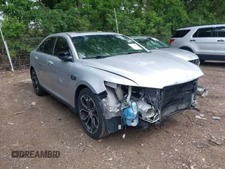 2017 Ford Taurus SHO z VIN 1FAHP2KT7HG116922, wystawiony jako IAAI lot #42345084 z przebiegiem 117 247 mil mil oraz . Historia ofert i sprzedaży dostępna na DreamBid. Obrazek 1.