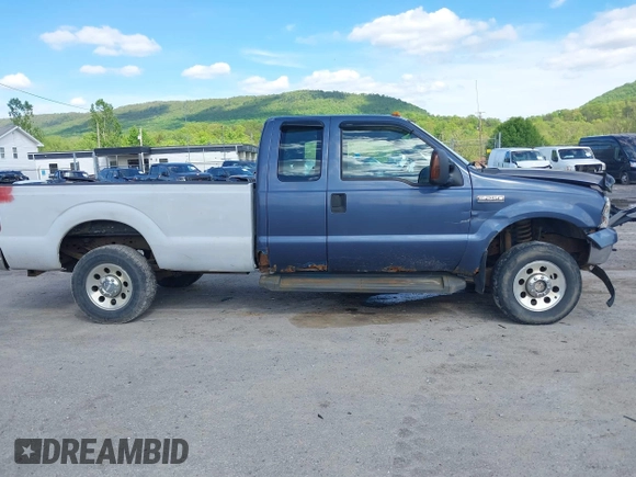 2006 Ford F-250 XL with VIN 1FTSX21526EA09935, listed as a IAAI auction lot 42186743 with 167,701 mi miles and . Bid and sale history available at DreamBid. Image 13.