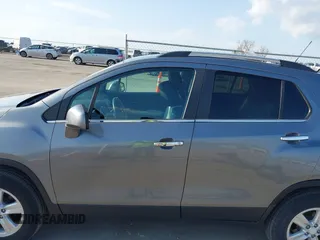 2020 Chevrolet Trax LT with VIN 3GNCJPSB7LL150297, listed as a IAAI auction lot 42077006 with 77,381 mi miles and . Bid and sale history available at DreamBid. Image 15.