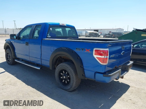 2010 Ford F-150 XL z VIN 1FTEX1EW9AKC34275, wystawiony jako IAAI lot #42183779 z przebiegiem 261 624 mil mil oraz . Historia ofert i sprzedaży dostępna na DreamBid. Obrazek 3.