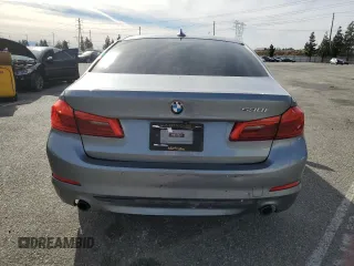 2020 BMW 5 Series 530i with VIN WBAJR3C02LWW69439, listed as a Copart auction lot 42242975 with 26,208 mi miles and Salvage Title. Bid and sale history available at DreamBid. Image 6.