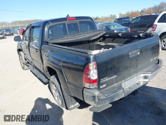2015 Toyota Tacoma with VIN 5TFLU4EN2FX111971, listed as a IAAI auction lot 42055943 with 126,624 mi miles. Bid and sale history available at carsss.com. Image 3.