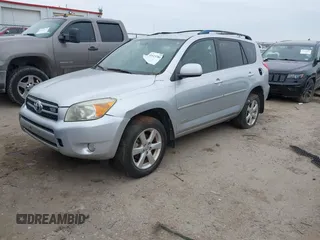 2008 Toyota RAV4 Ltd with VIN JTMZK31V586015535, listed as a IAAI auction lot 41615780 with 284,183 mi miles. Bid and sale history available at carsss.com. Image 2.