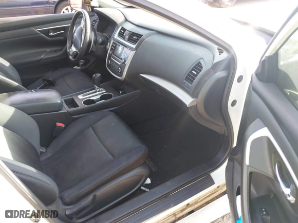 2017 Nissan Altima 2.5 SR with VIN 1N4AL3AP4HC231332, listed as a IAAI auction lot 41966946 with 151,015 mi miles. Bid and sale history available at carsss.com. Image 5.