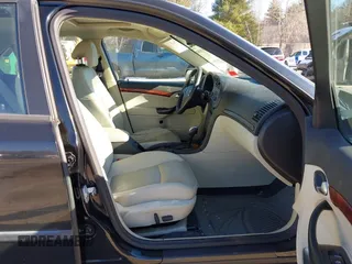 2006 Saab 9-3 z VIN YS3FD49Y561100945, wystawiony jako IAAI lot #41133881 z przebiegiem 211 947 mil mil oraz . Historia ofert i sprzedaży dostępna na DreamBid. Obrazek 5.