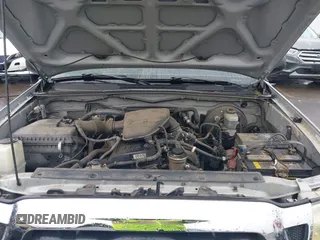 2006 Toyota Tacoma with VIN 5TETX22NX6Z243465, listed as a IAAI auction lot 41980067 with 235,174 mi miles and . Bid and sale history available at DreamBid. Image 10.