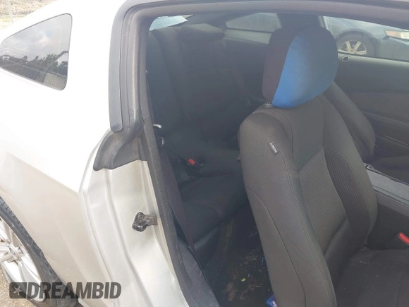 2014 Ford Mustang V6 с VIN 1ZVBP8AMXE5297192, выставлен на аукционе IAAI как лот 42231701 с пробегом Не указан миль и . История ставок и продаж доступна на DreamBid. Изображение 8.