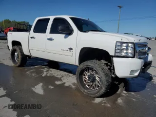 2011 Chevrolet Silverado 1500 LT with VIN 3GCPKSE30BG192400, listed as a Copart auction lot 53312825 with 150,661 mi miles and Salvage Title. Bid and sale history available at DreamBid. Image 4.