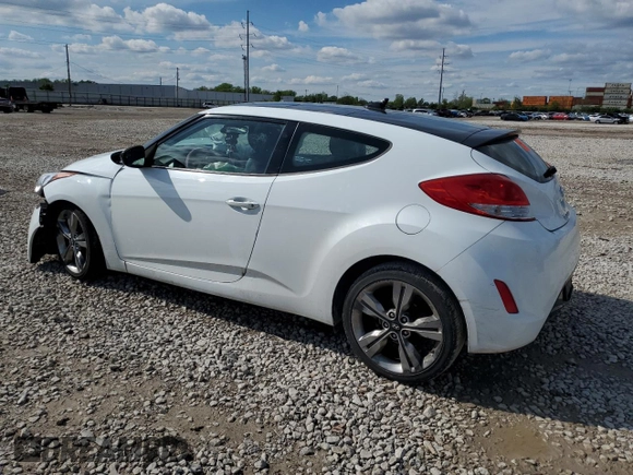 2016 Hyundai Veloster z VIN KMHTC6AD2GU272413, wystawiony jako Copart lot #55530805 z przebiegiem Nie podano mil oraz Szkoda całkowita • Salvage title. Historia ofert i sprzedaży dostępna na DreamBid. Obrazek 2.
