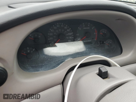 2003 Ford Mustang Standard с VIN 1FAFP40443F314368, выставлен на аукционе Copart как лот 60862825 с пробегом Не указан миль и Списание • Salvage title. История ставок и продаж доступна на DreamBid. Изображение 9.